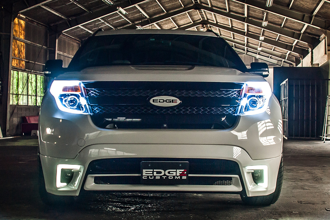 EDGE CUSTOMS Ford Explorer E